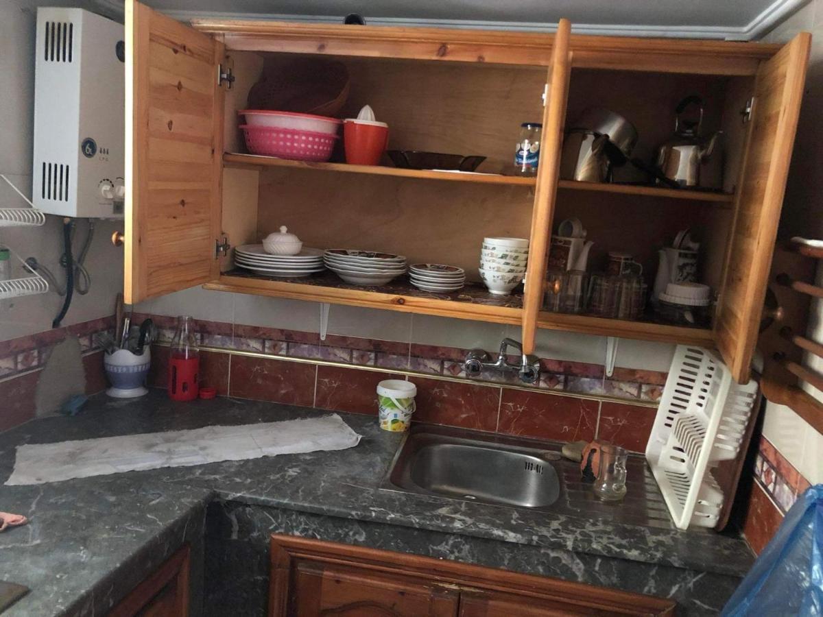 شقة توجد وسط مدينة طنجة و تتوفر على كامل التجهيزات الضرورية خاصةبالعائلات Luaran gambar