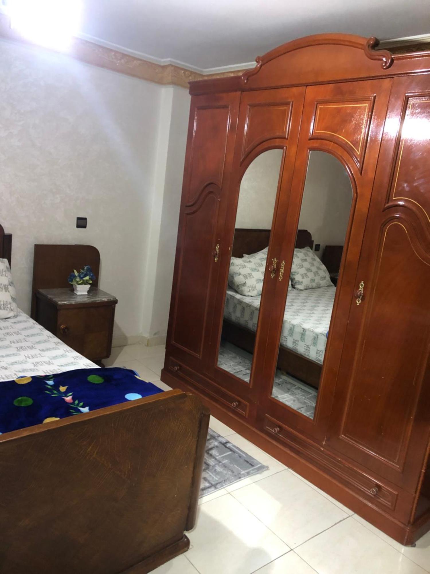 شقة توجد وسط مدينة طنجة و تتوفر على كامل التجهيزات الضرورية خاصةبالعائلات Luaran gambar