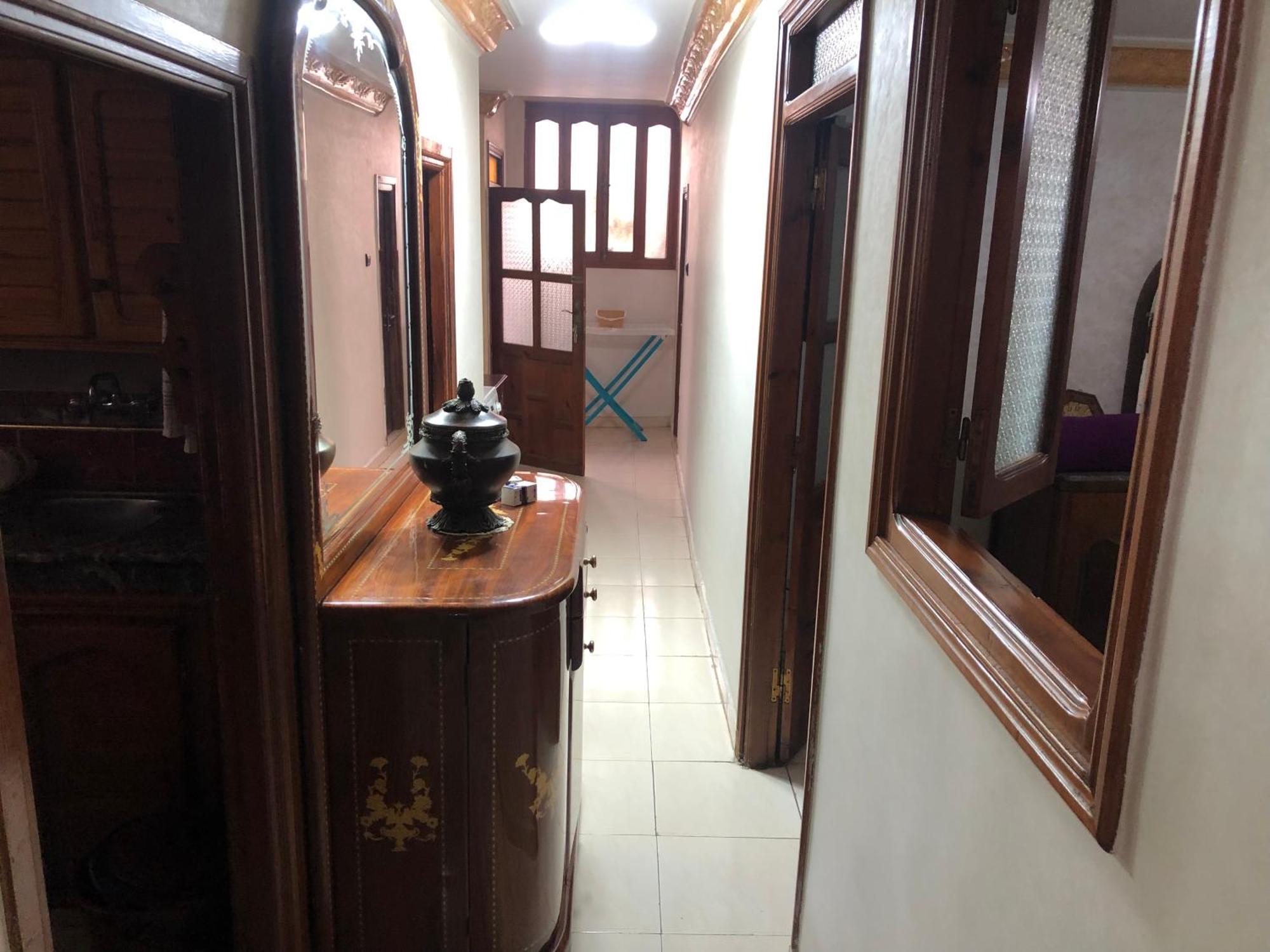 شقة توجد وسط مدينة طنجة و تتوفر على كامل التجهيزات الضرورية خاصةبالعائلات Luaran gambar